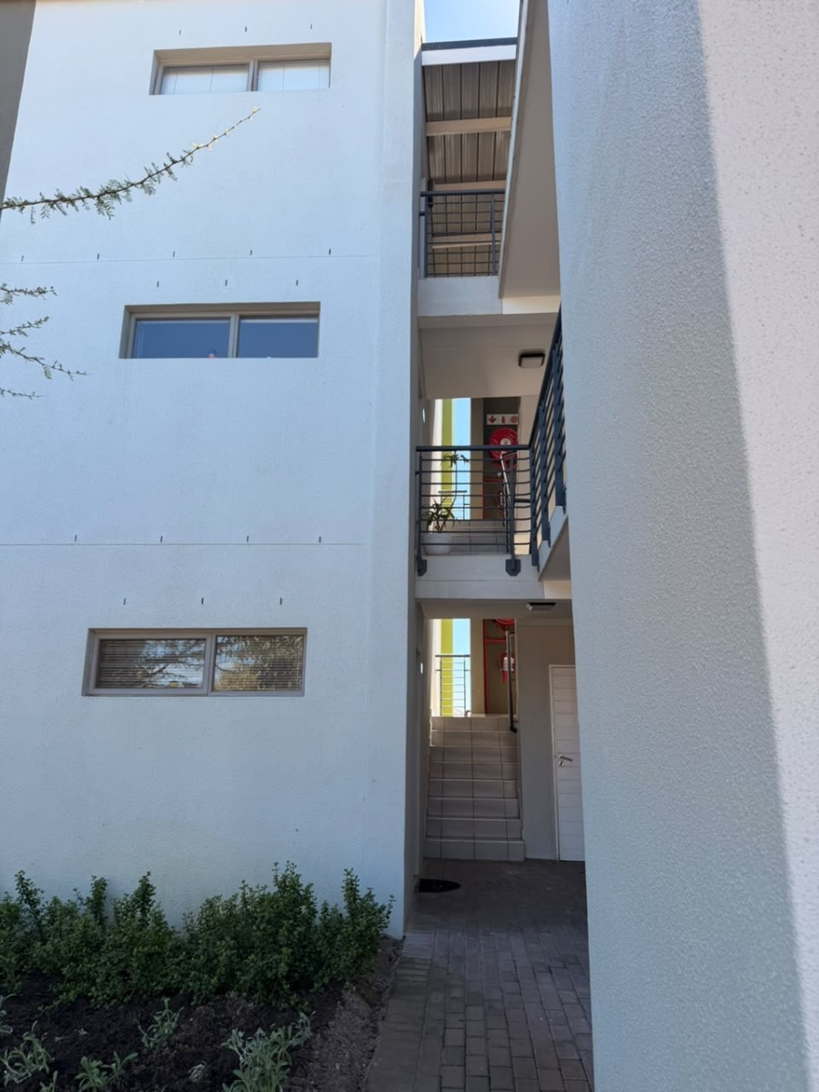 To Let 2 Bedroom Property for Rent in Burgundy Estate Western Cape